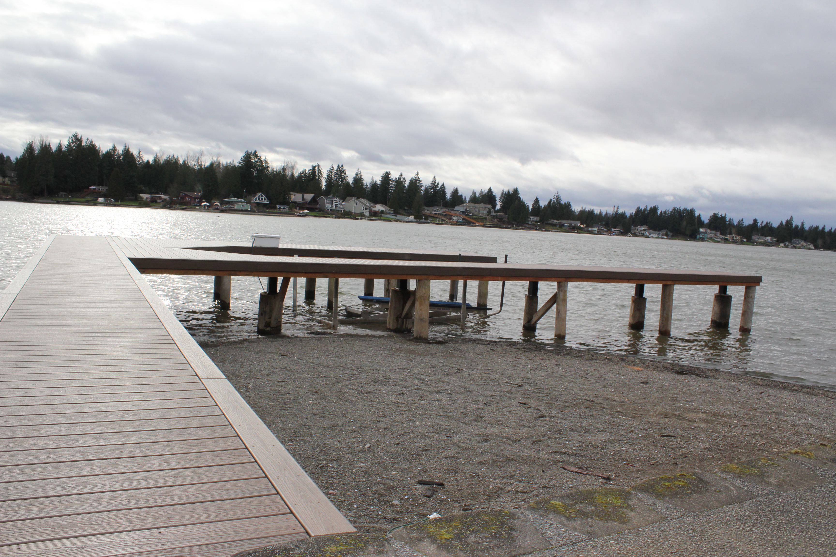 New dock construction on waterfront property