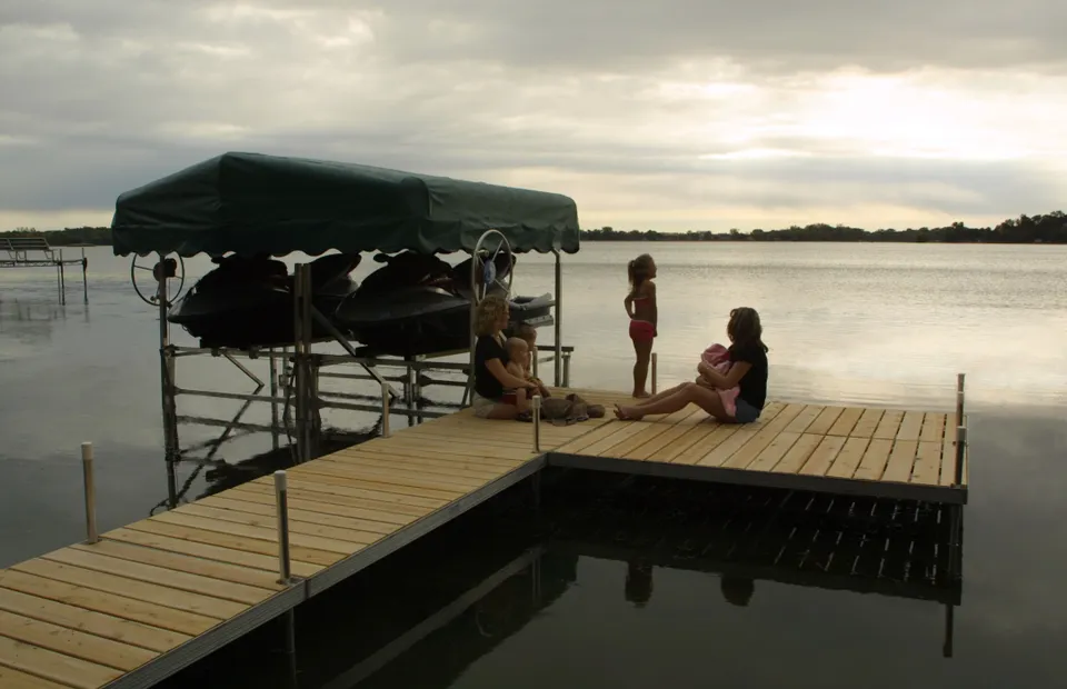 Boat lift replacement on waterfront property
